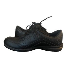 Dr. Scholl's women's sneakers in size 7.